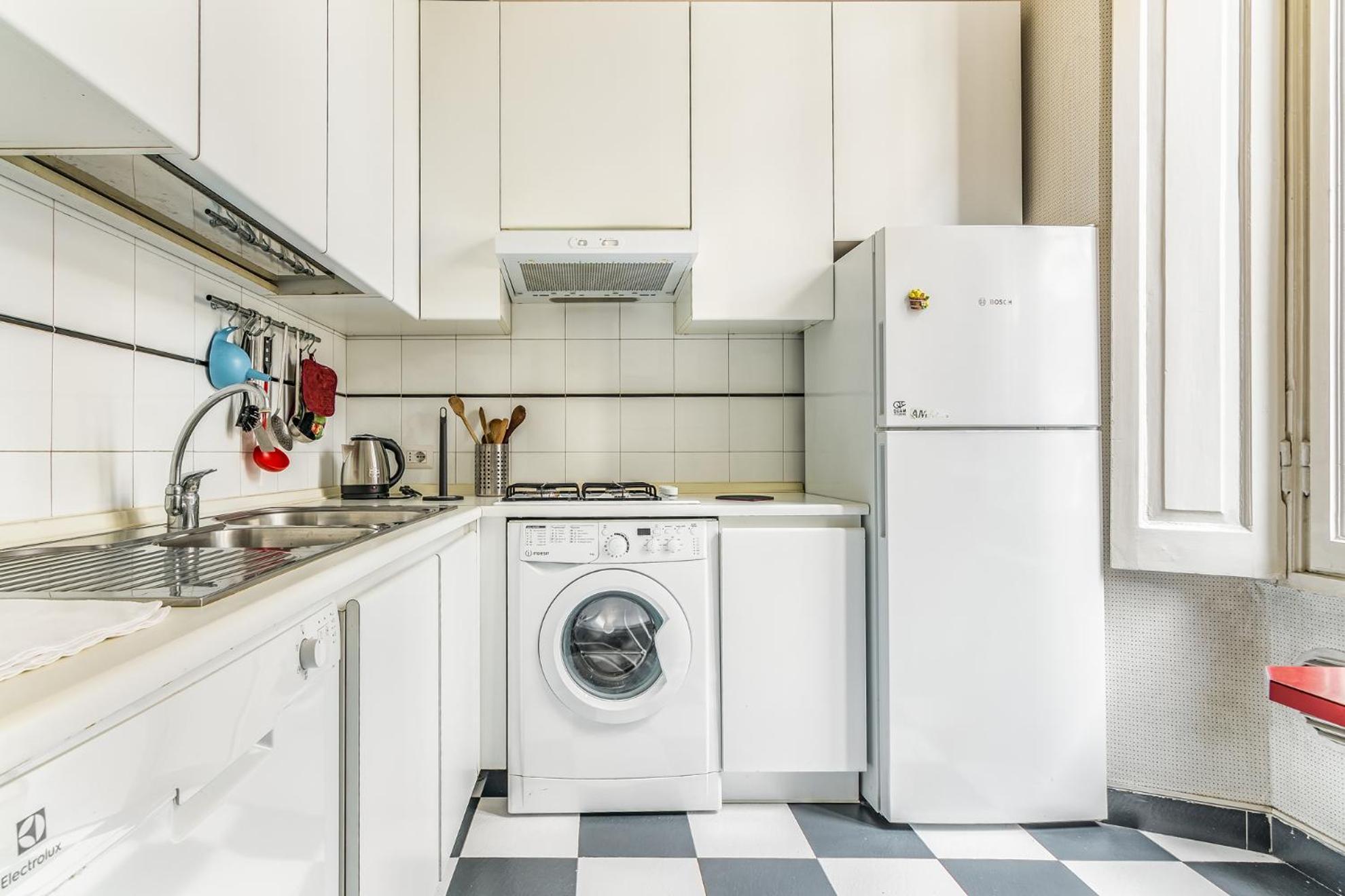 Appartamento In Brera Milano Via San Marco- 5Pax Milão Exterior foto